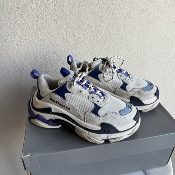 Balenciaga Triple S Women 6US